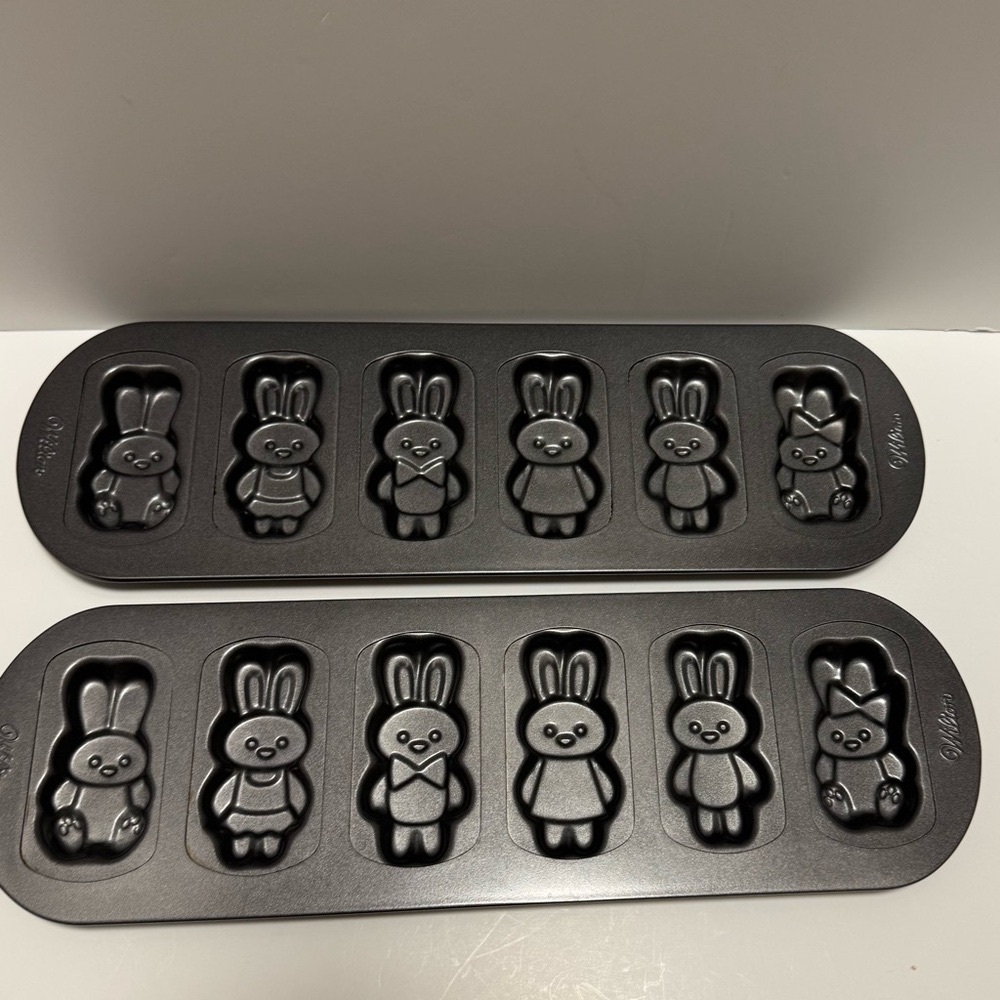 Wilton Easter Bunny Cakelet Pan and/or Mold, includes 2 pans totaling 12 bunnies